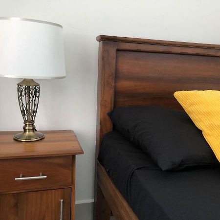 Dehiwala-Mount Lavinia City Tower, Luxury 2 Two Bed Seaview Apartment Colombo מראה חיצוני תמונה