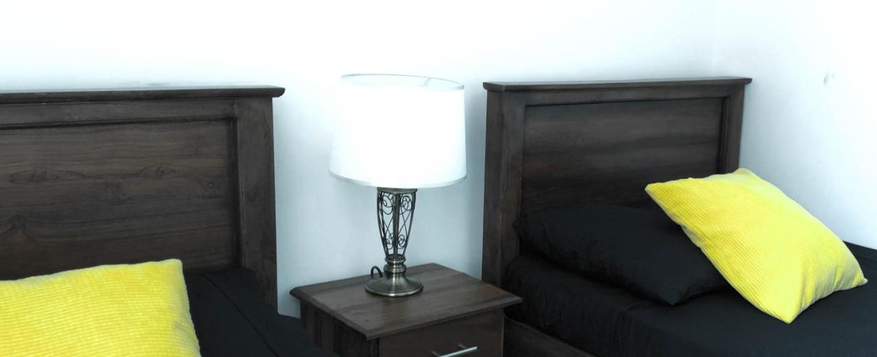 Dehiwala-Mount Lavinia City Tower, Luxury 2 Two Bed Seaview Apartment Colombo מראה חיצוני תמונה