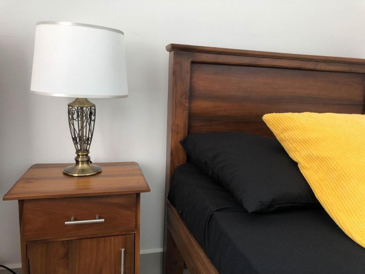Dehiwala-Mount Lavinia City Tower, Luxury 2 Two Bed Seaview Apartment Colombo מראה חיצוני תמונה